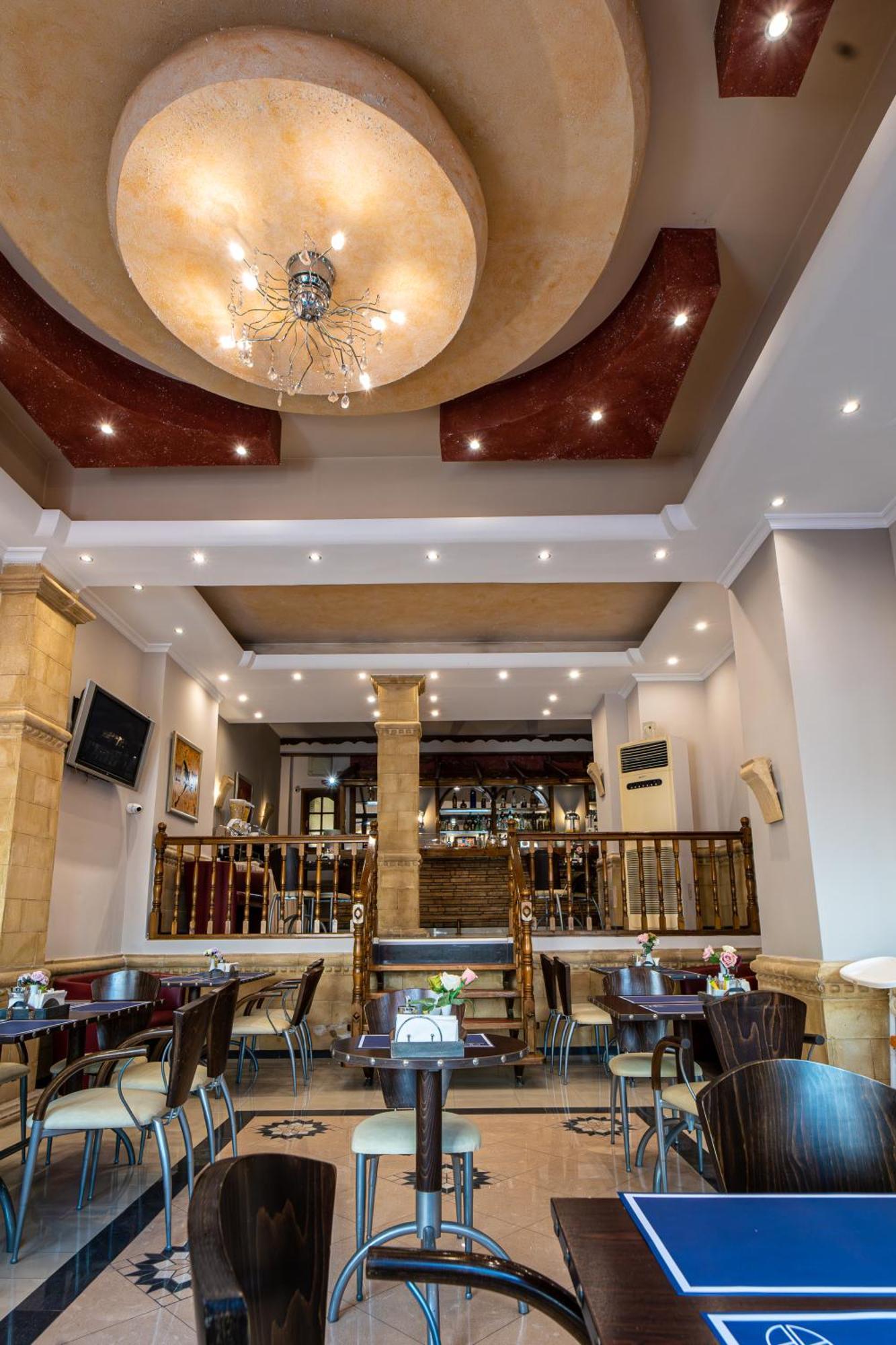 Argo Hotel بيرايوس المظهر الخارجي الصورة